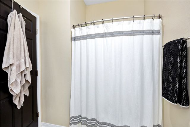 407 Reynolds Ave, Taft, TX 78390