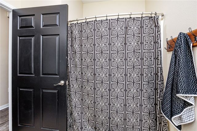 407 Reynolds Ave, Taft, TX 78390