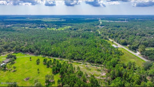 11178 County Farm Rd Road, Gulfport, MS 39503