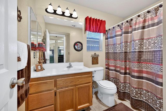 9122 Bungalow Way, Elk Grove, CA 95758