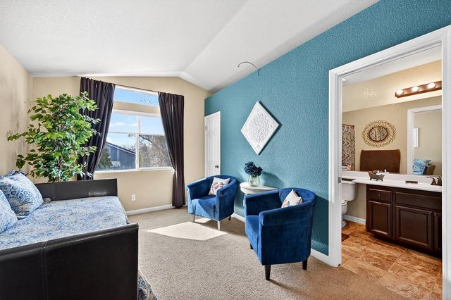 9122 Bungalow Way, Elk Grove, CA 95758