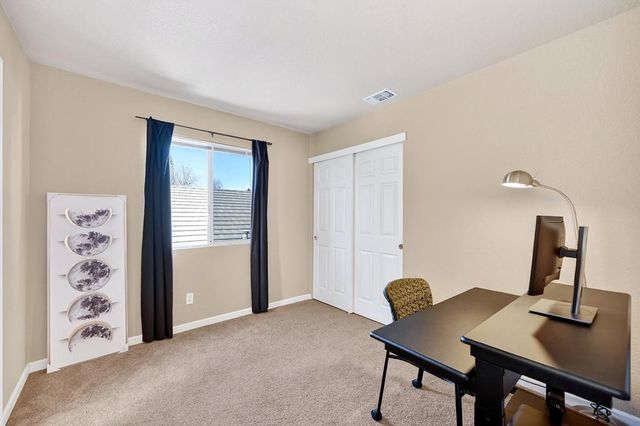 9122 Bungalow Way, Elk Grove, CA 95758