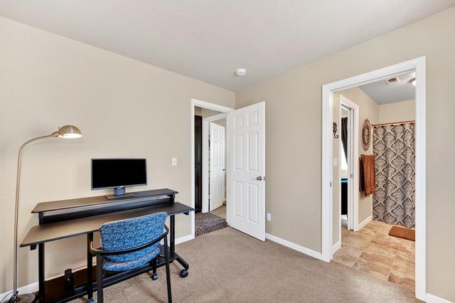 9122 Bungalow Way, Elk Grove, CA 95758