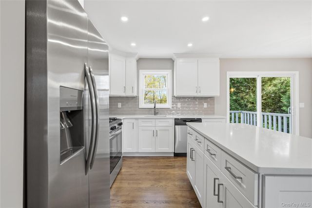 49 Sandy Hollow Drive, Smithtown, NY 11787