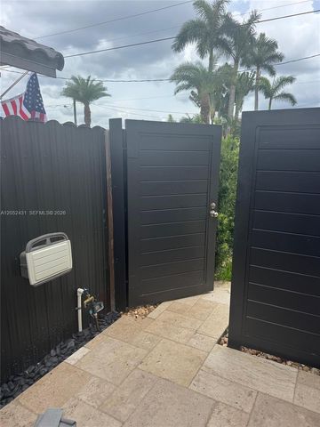 3340 SW 139th Avenue 1, Miami, FL 33175