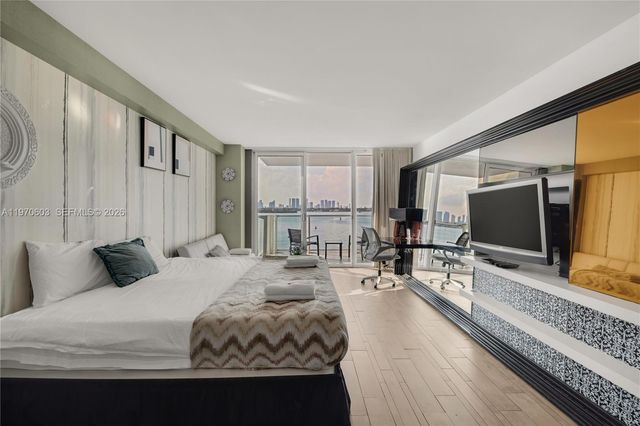 1100 West Ave 520, Miami Beach, FL 33139