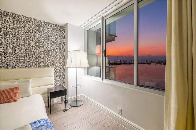 1100 West Ave 520, Miami Beach, FL 33139