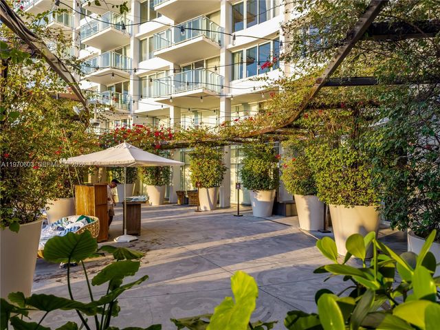 1100 West Ave 520, Miami Beach, FL 33139