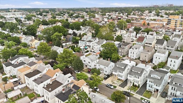 210 17th Street, Bloomfield, NJ 07003
