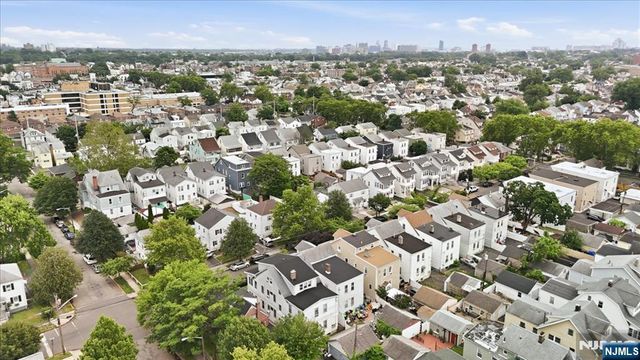 210 17th Street, Bloomfield, NJ 07003