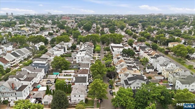 210 17th Street, Bloomfield, NJ 07003