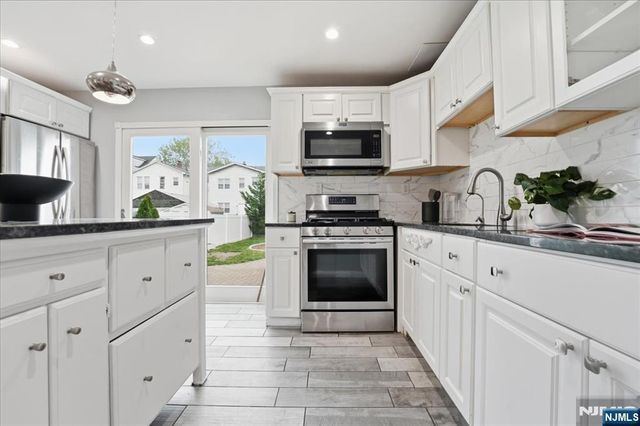 210 17th Street, Bloomfield, NJ 07003