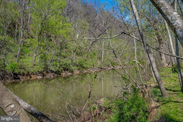 4304 SHARMANS RUN, Sharpsburg, MD 21782