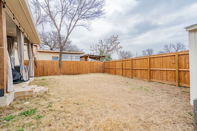 4006 Metropolitan Avenue, Dallas, TX 75210