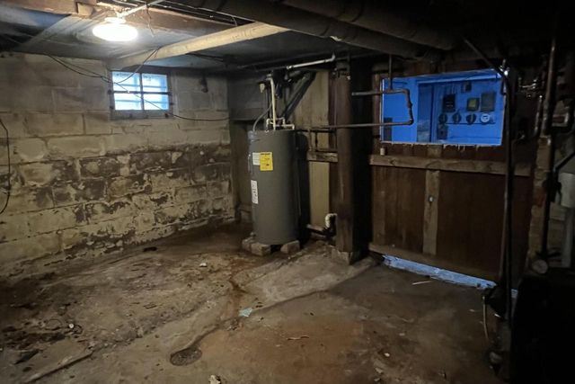 2355 N 20th STREET, Milwaukee, WI 53206