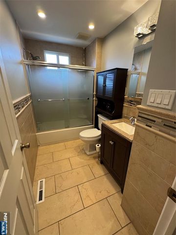 456 35th Street, Paterson, NJ 07504