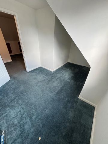 456 35th Street, Paterson, NJ 07504