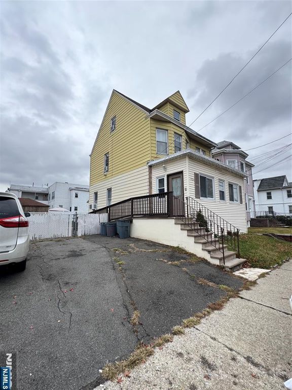 456 35th Street, Paterson, NJ 07504