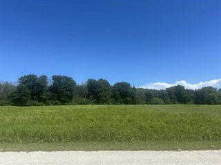 RUSTIC OAK DRIVE, Luxemburg, WI 54217