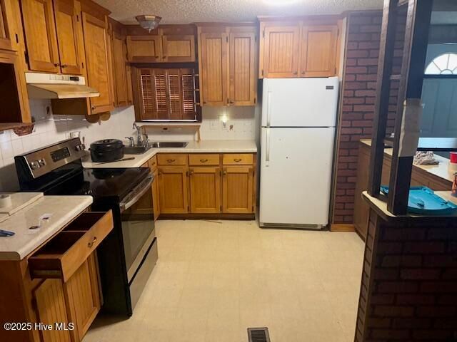 323 Pierce Road, Hallsboro, NC 28442