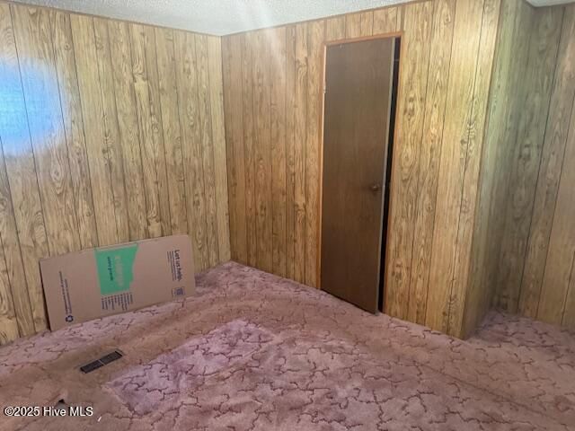 323 Pierce Road, Hallsboro, NC 28442