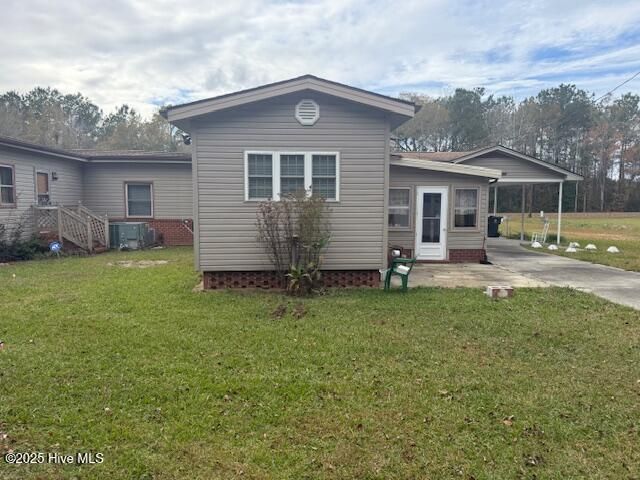 323 Pierce Road, Hallsboro, NC 28442