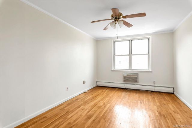 40 Daley Place 40-227, Lynbrook, NY 11563