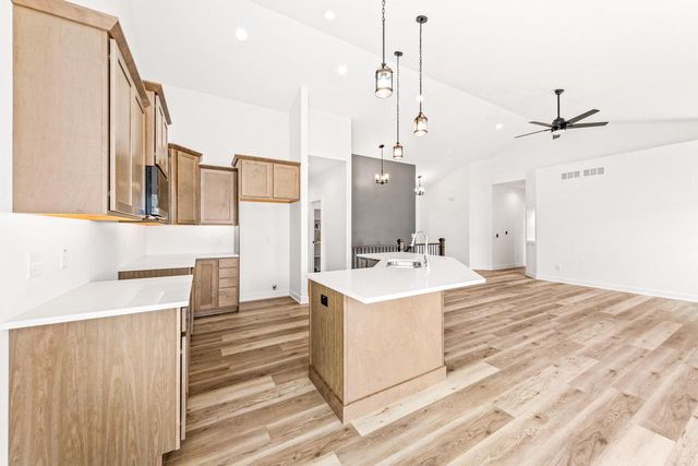 1515 Emma LANE, Burlington, WI 53105