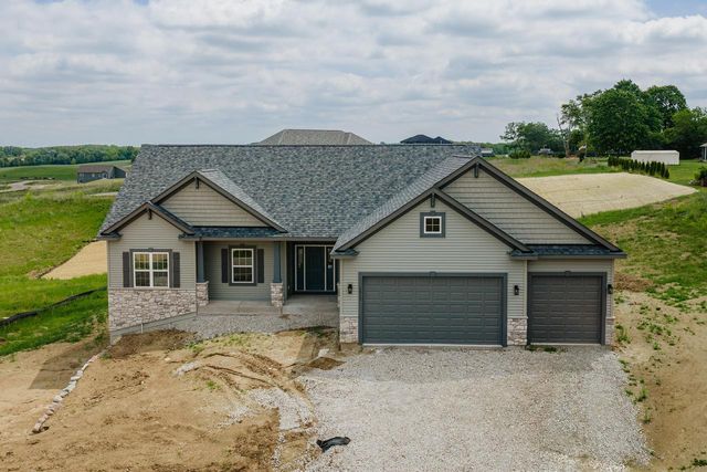 1515 Emma LANE, Burlington, WI 53105