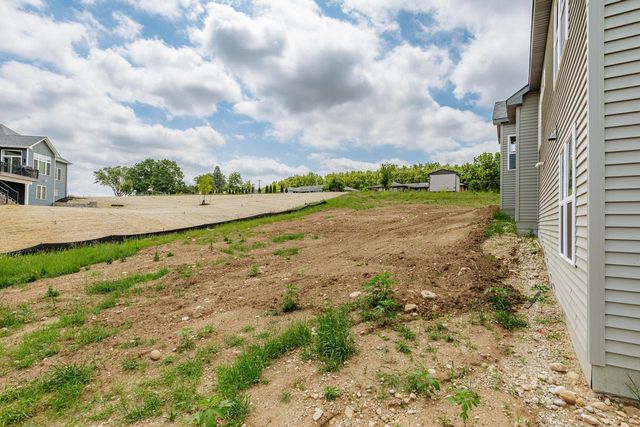 1515 Emma LANE, Burlington, WI 53105