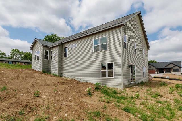 1515 Emma LANE, Burlington, WI 53105