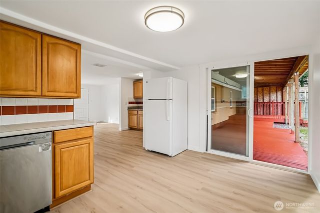 23907 60th Avenue W, Mountlake Terrace, WA 98043