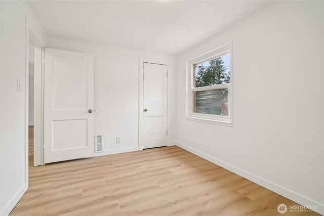 23907 60th Avenue W, Mountlake Terrace, WA 98043