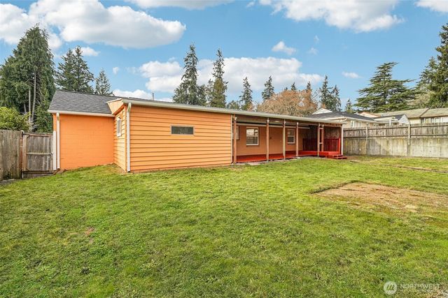 23907 60th Avenue W, Mountlake Terrace, WA 98043