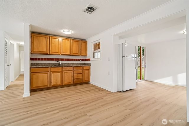 23907 60th Avenue W, Mountlake Terrace, WA 98043