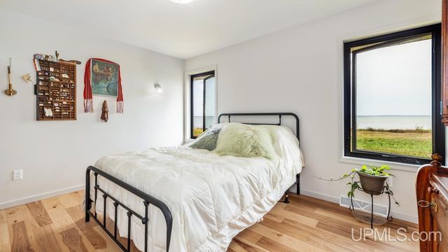 4935 Co. 511 Y.5 Road, Rapid River, MI 49878