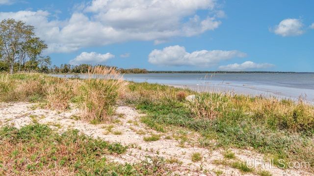 4935 Co. 511 Y.5 Road, Rapid River, MI 49878