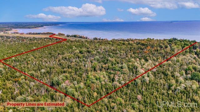 4935 Co. 511 Y.5 Road, Rapid River, MI 49878