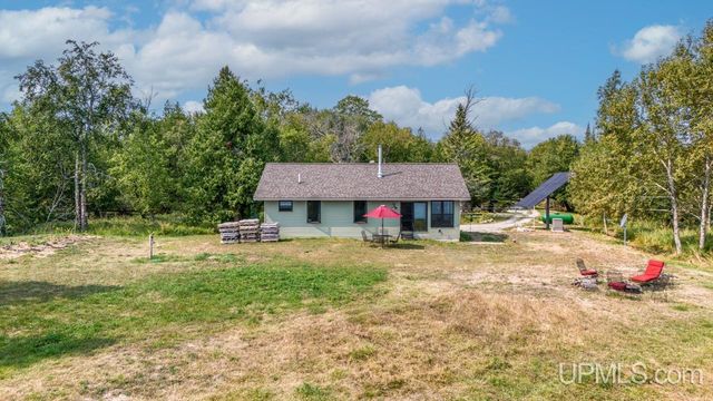 4935 Co. 511 Y.5 Road, Rapid River, MI 49878