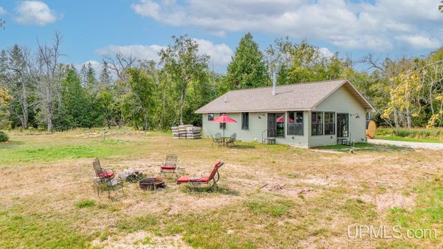 4935 Co. 511 Y.5 Road, Rapid River, MI 49878