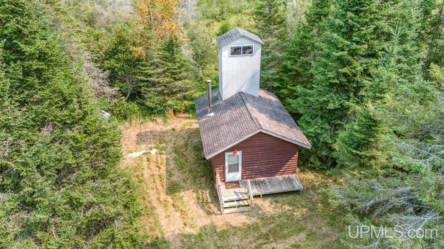 4935 Co. 511 Y.5 Road, Rapid River, MI 49878