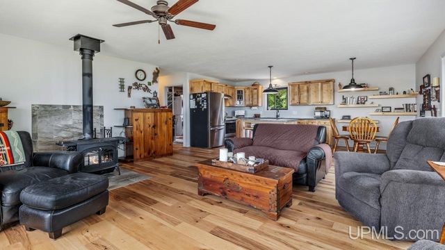 4935 Co. 511 Y.5 Road, Rapid River, MI 49878