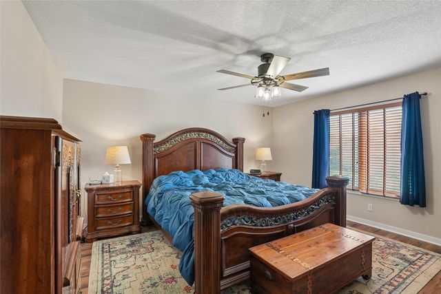 4951 E Hull Avenue, Des Moines, IA 50317