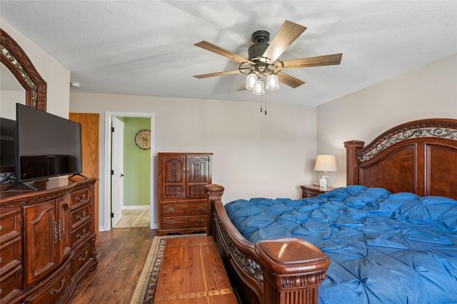 4951 E Hull Avenue, Des Moines, IA 50317