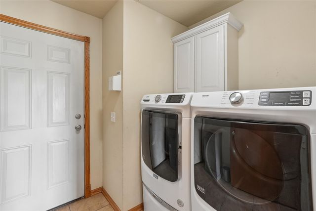 4951 E Hull Avenue, Des Moines, IA 50317