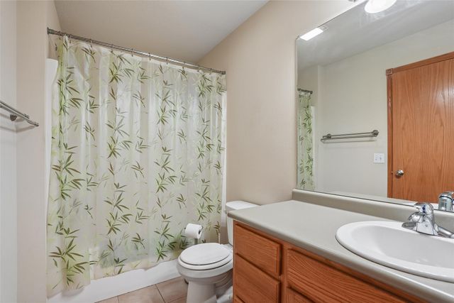 4951 E Hull Avenue, Des Moines, IA 50317