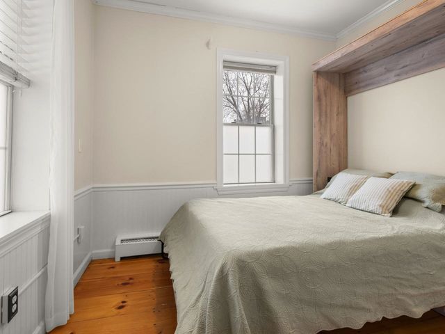 103 Maple St Apt 1, Burlington, VT 05401