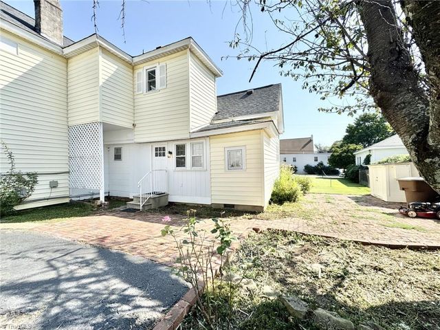 3903 Clifton Road, Greensboro, NC 27407