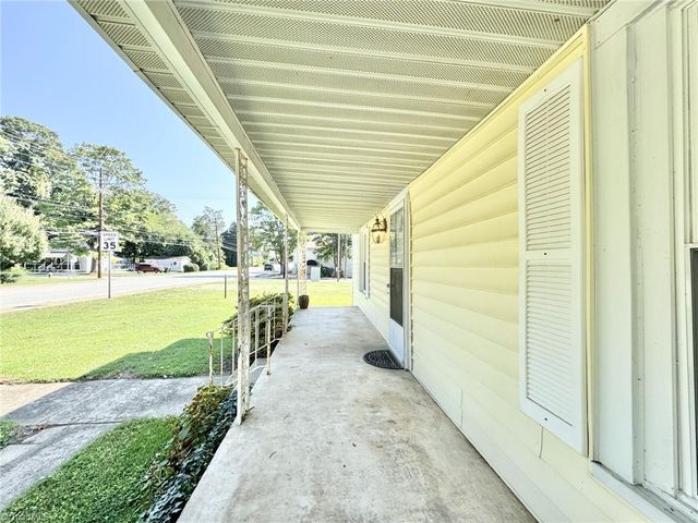 3903 Clifton Road, Greensboro, NC 27407