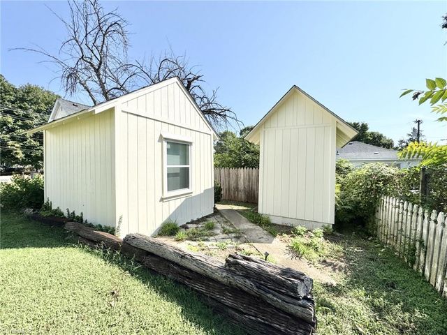 3903 Clifton Road, Greensboro, NC 27407